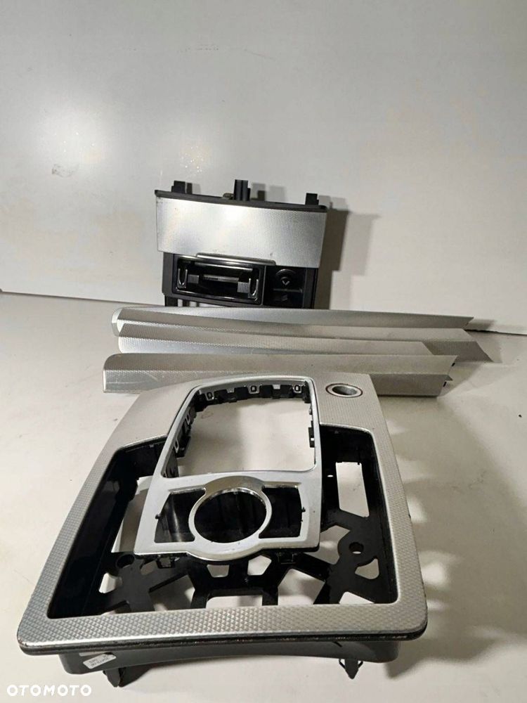 Audi Q7 4L 2009 Komplet 4L0 857 951 Popielniczka TUNEL DEKORY ŁUSKA - 1