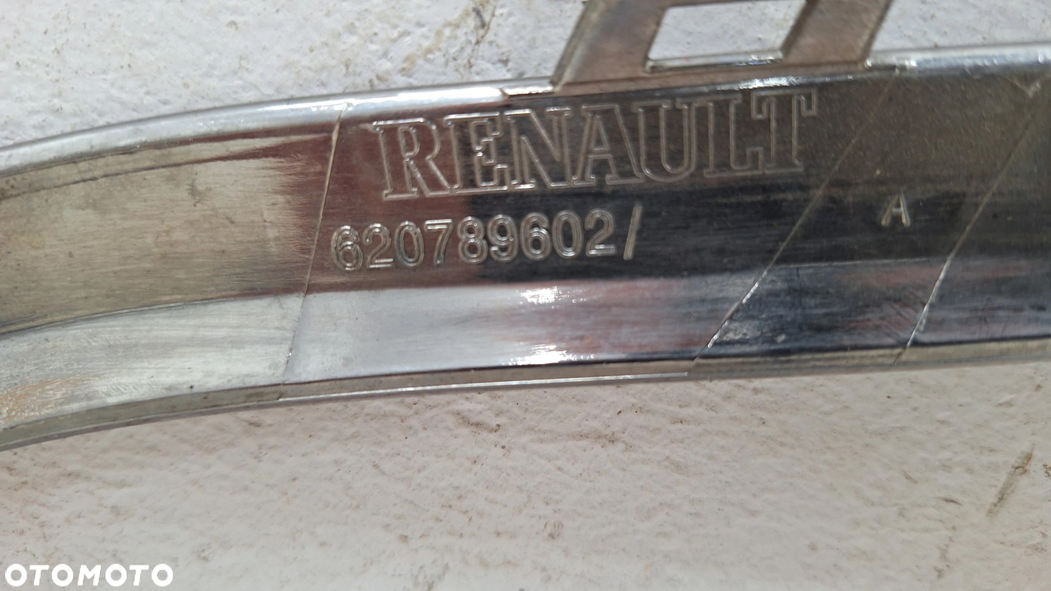 CHROM ATRAPY GRILLA RENAULT CAPTUR LIFT - 5