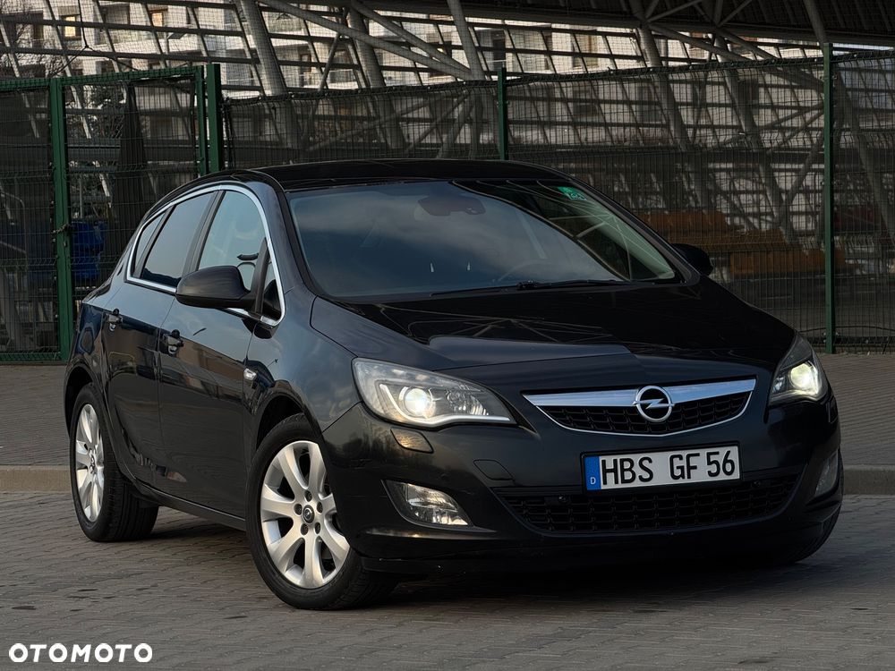 Opel Astra 1.7 CDTI DPF Edition Sport - 1