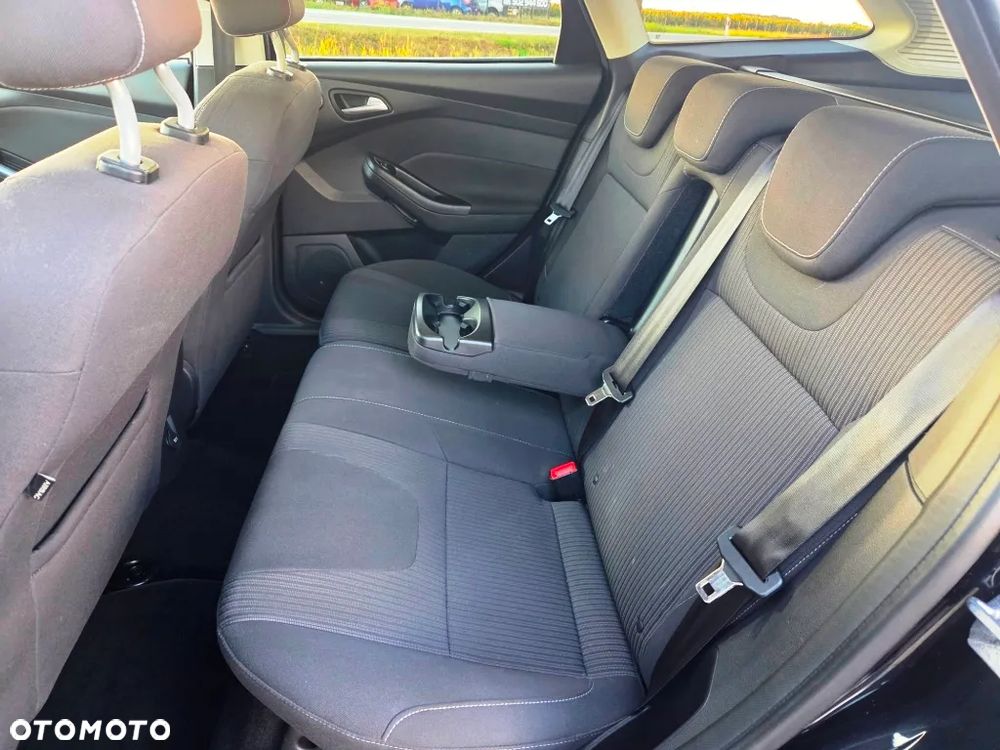 Ford Focus 1.6 EcoBoost Titanium - 26