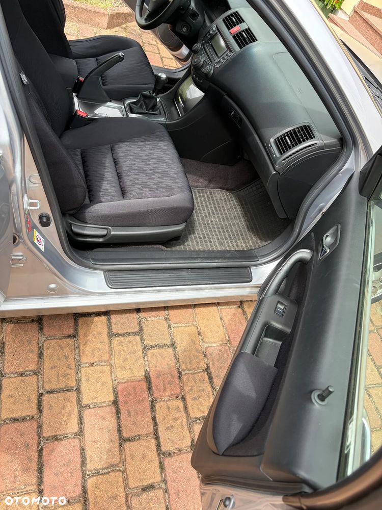 Honda Accord 2.0 Comfort - 10