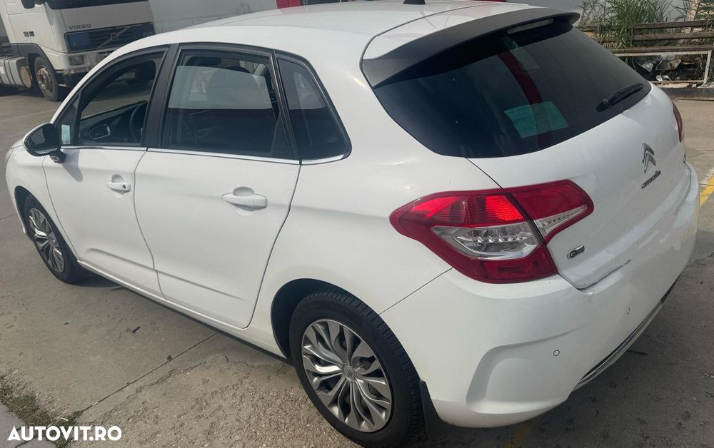 Citroën C4 1.6 HDI FAP Style - 11