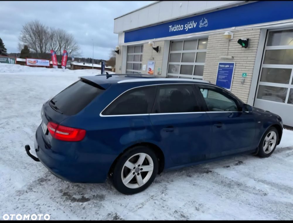 Audi A4 ver-avant-2-0-tdi-dpf-quattro-s-tronic-s-line-sportpaket - 12