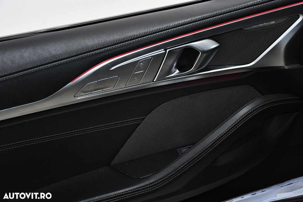 BMW M8 M850i xDrive AT - 20