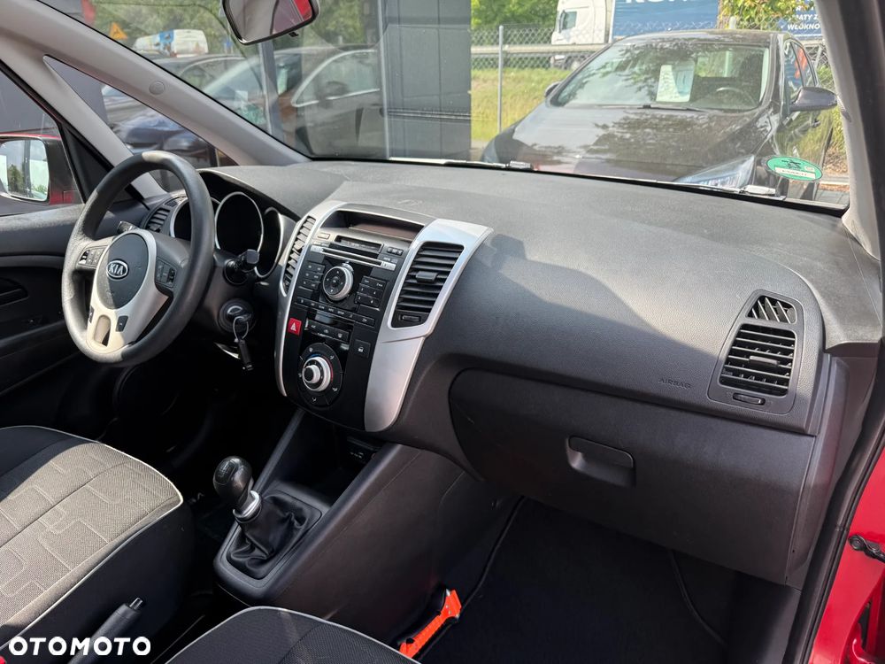 Kia Venga 1.4 CVVT Attract - 24