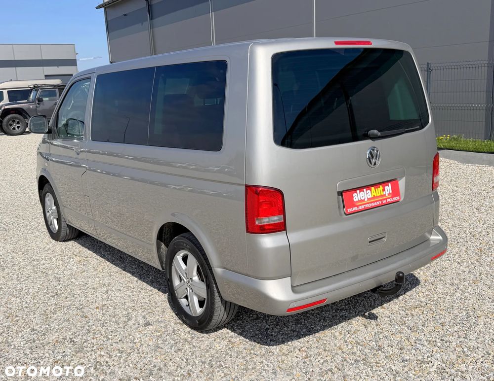 Volkswagen Multivan - 5