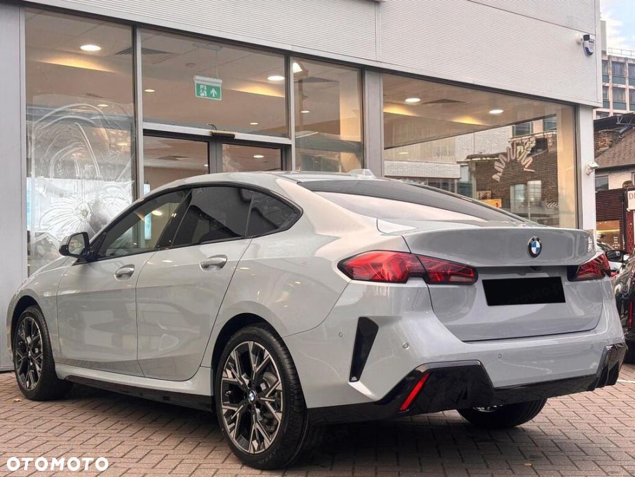 BMW Seria 2 220 mHEV - 3