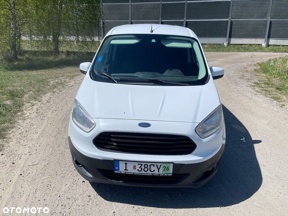 Ford Courier - 8
