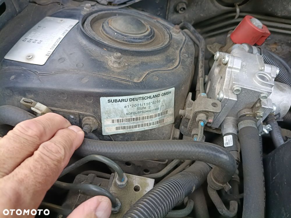 Subaru Outback 2.5 R GL - 16