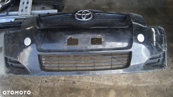 Zderzak przód przedni Toyota Auris 1 I 06-09