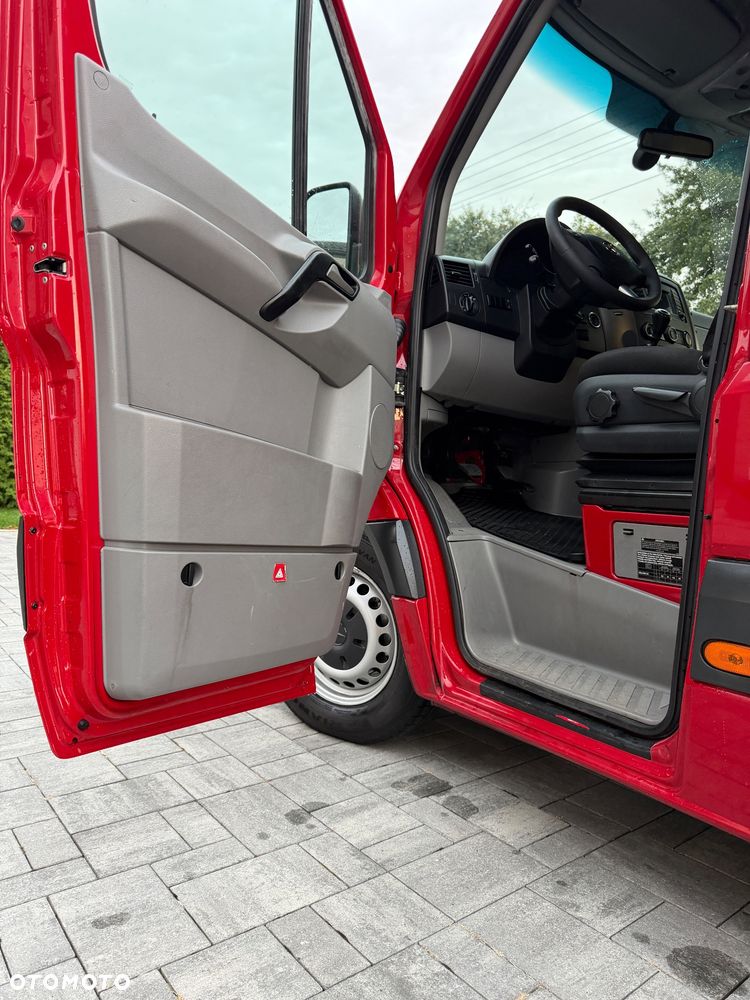 Mercedes-Benz Sprinter - 20