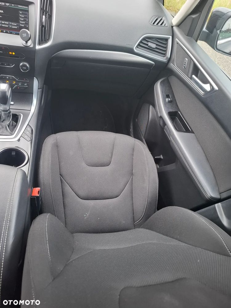 Ford S-Max 2.0 TDCi Titanium PowerShift - 8