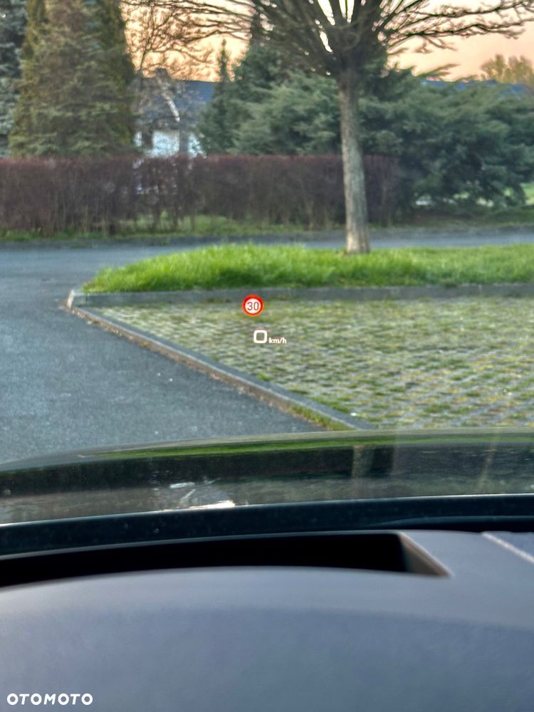 Audi RS4 Limousine - 19