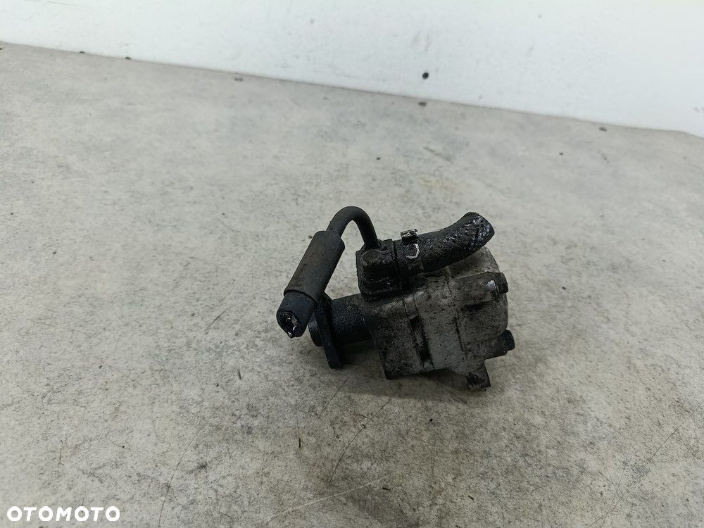 POMPA WSPOMAGANIA BMW 3 E46 1.9 8V 318Ci - 1