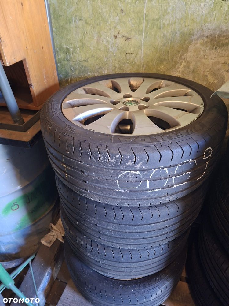 Skoda Superb 2.0 TDI Platinum DSG - 17