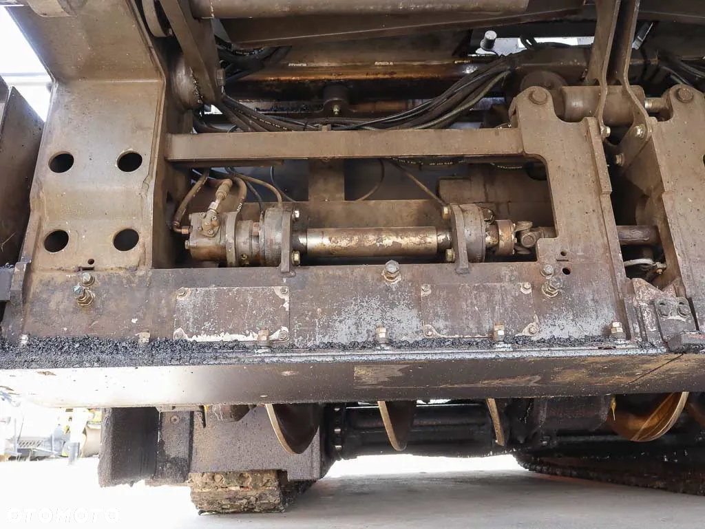 Volvo ABG P6820C - 25