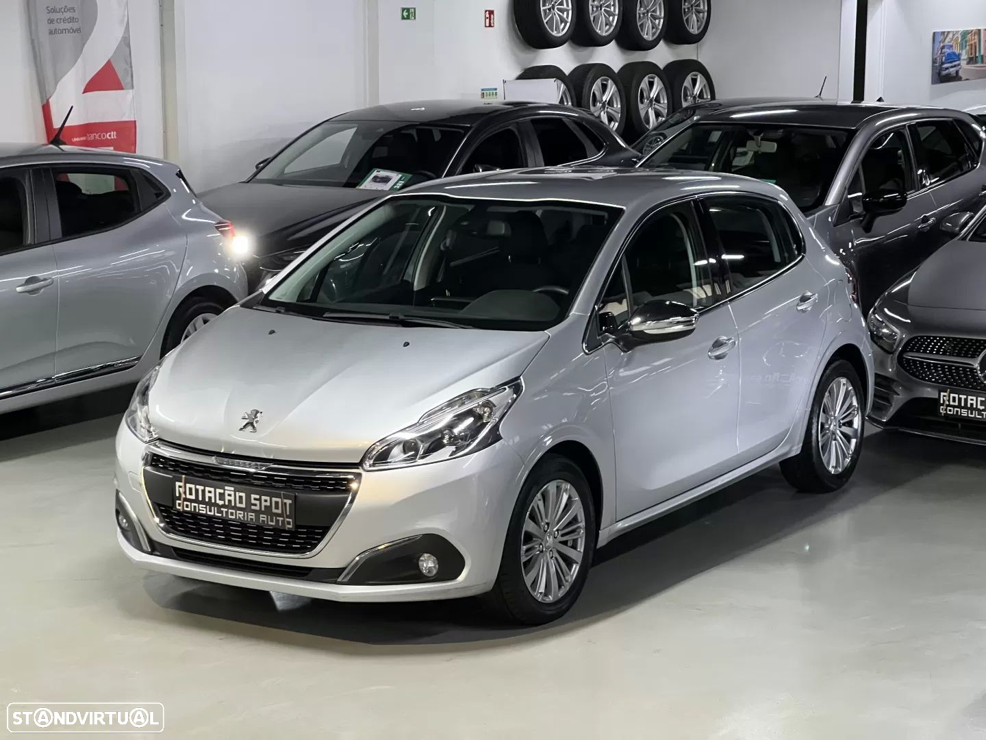 Peugeot 208 1.2 PureTech Allure - 21
