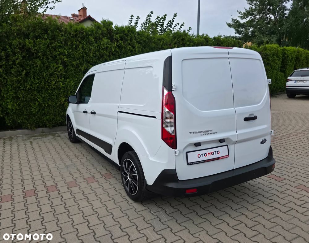 Ford Transit Connect - 9