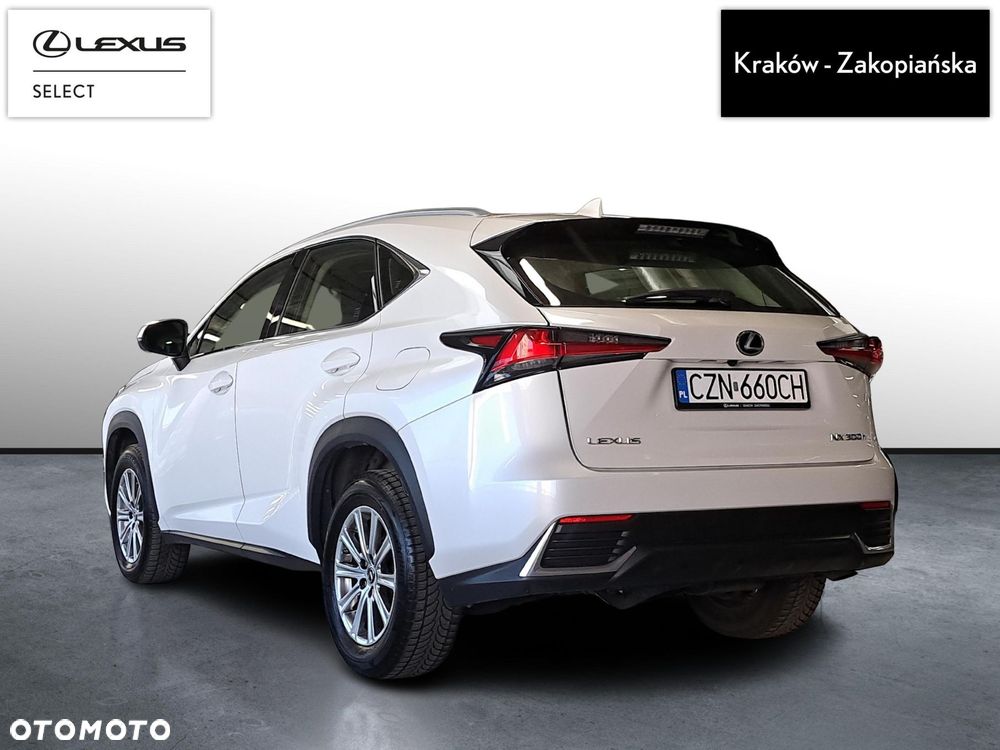 Lexus NX 300h Elegance AWD - 8