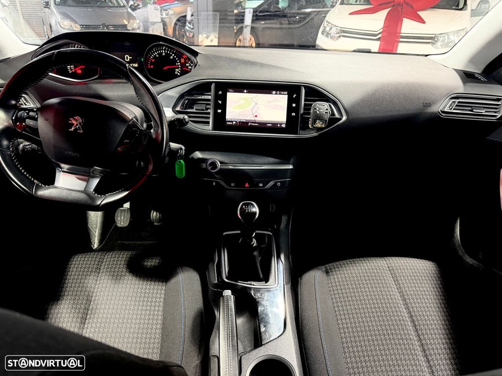 Peugeot 308 SW 1.5 BlueHDi Style - 34