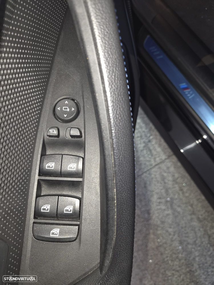 BMW i4 eDrive40 Pack Desportivo M - 9