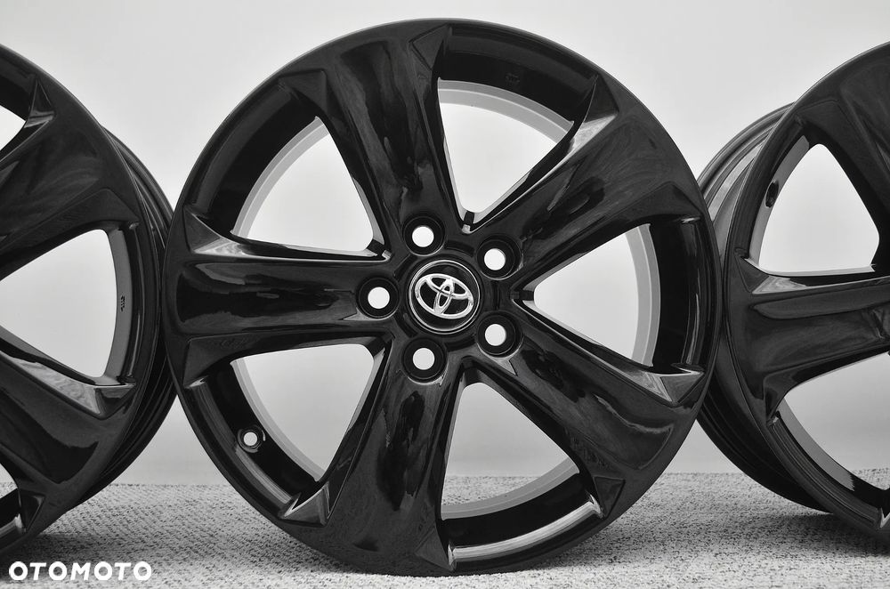 Felgi 7x17 5x114.3 Toyota Corolla Avensis Camry RAV4 C-HR Auris HighLander - 9