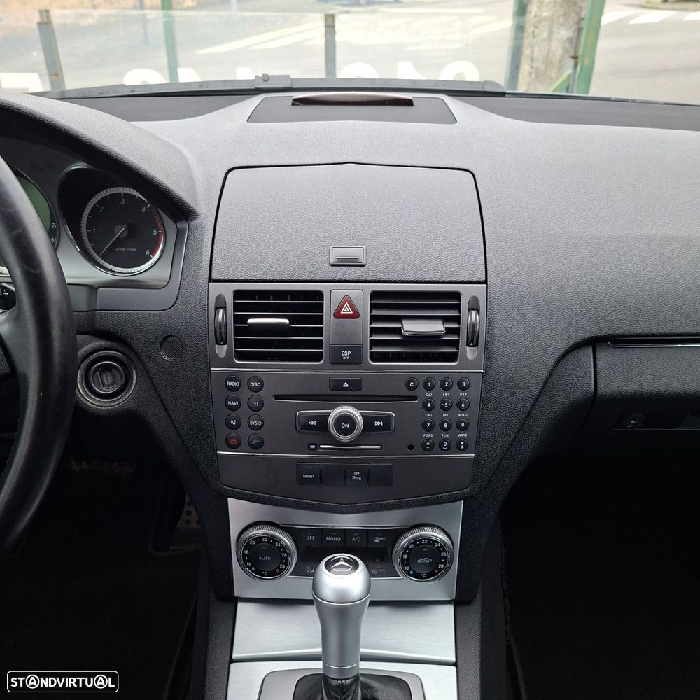 Mercedes-Benz C 350 Station CDI DPF 7G-TRONIC BlueEFFICIENCY SPORT EDITION - 11