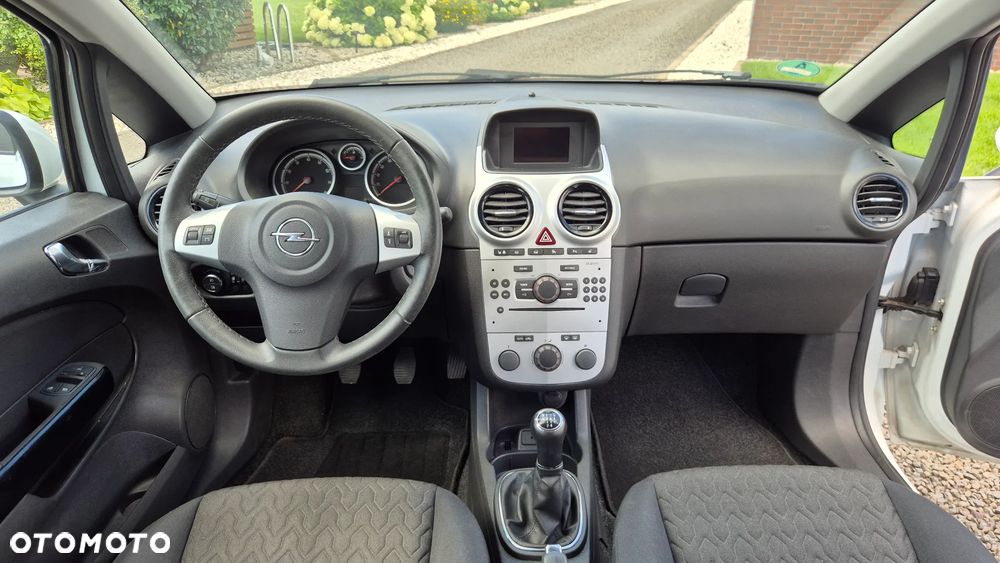 Opel Corsa 1.4 16V Active - 14