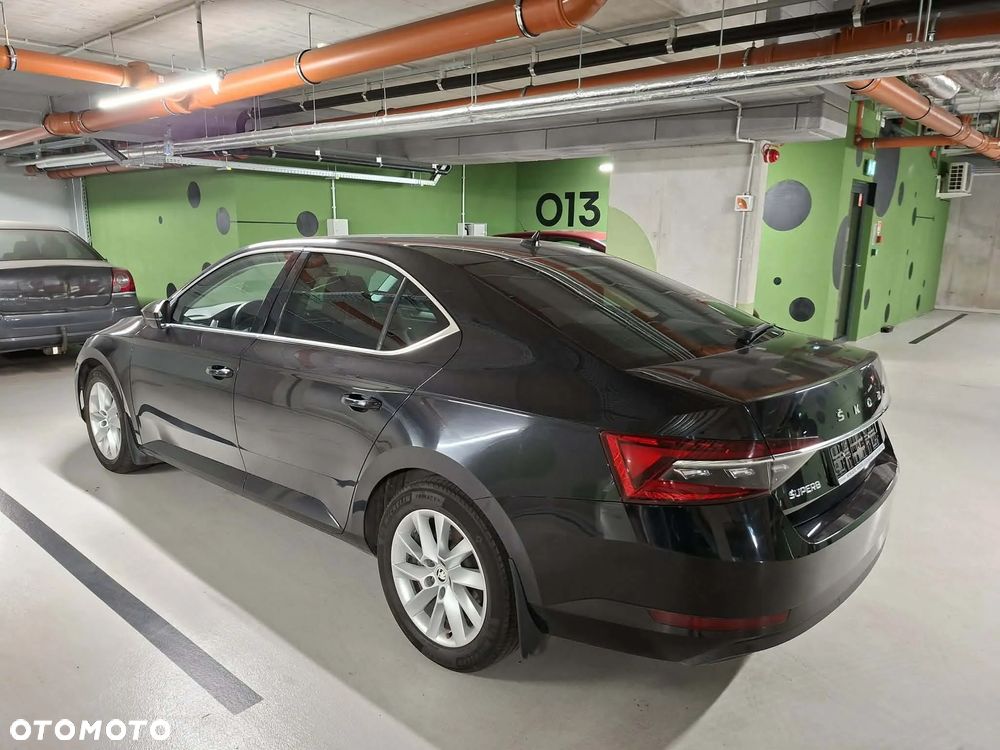 Skoda Superb 2.0 TDI SCR Style - 13