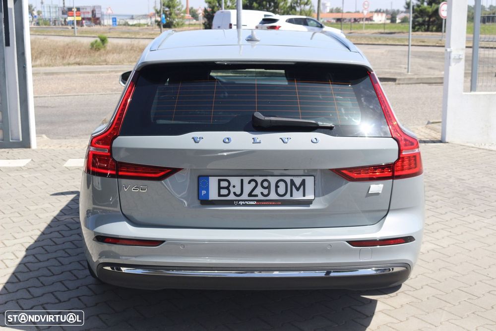 Volvo V60 2.0 T6 AWD TE Essential - 18