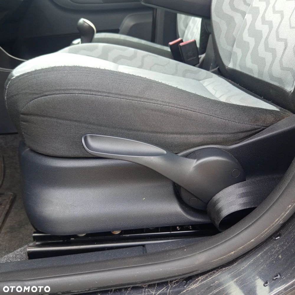 Skoda Roomster 1.2 Ambition - 15