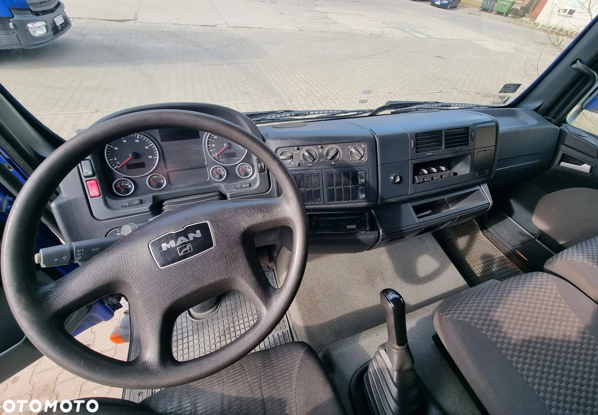 MAN TGL 7.180 - 5