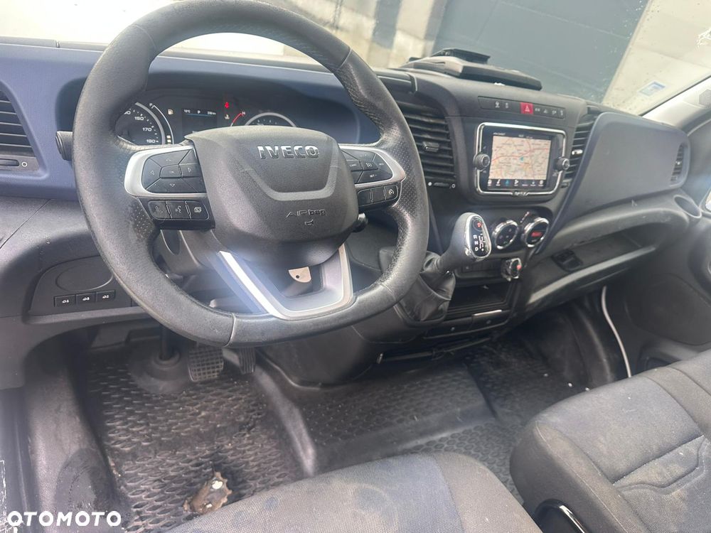 Iveco Daily - 12