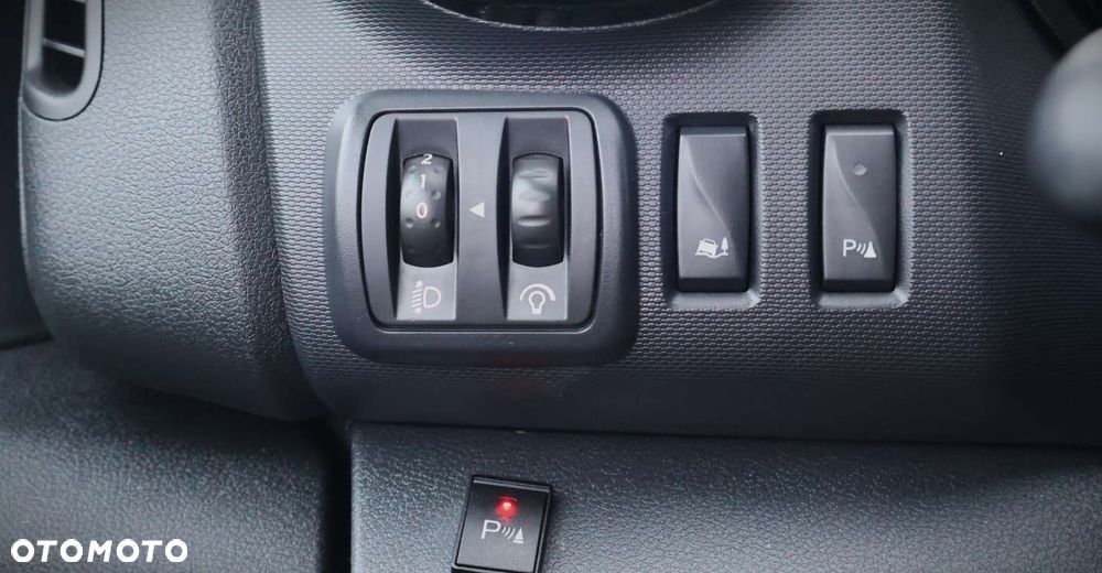 Renault Trafic - 25