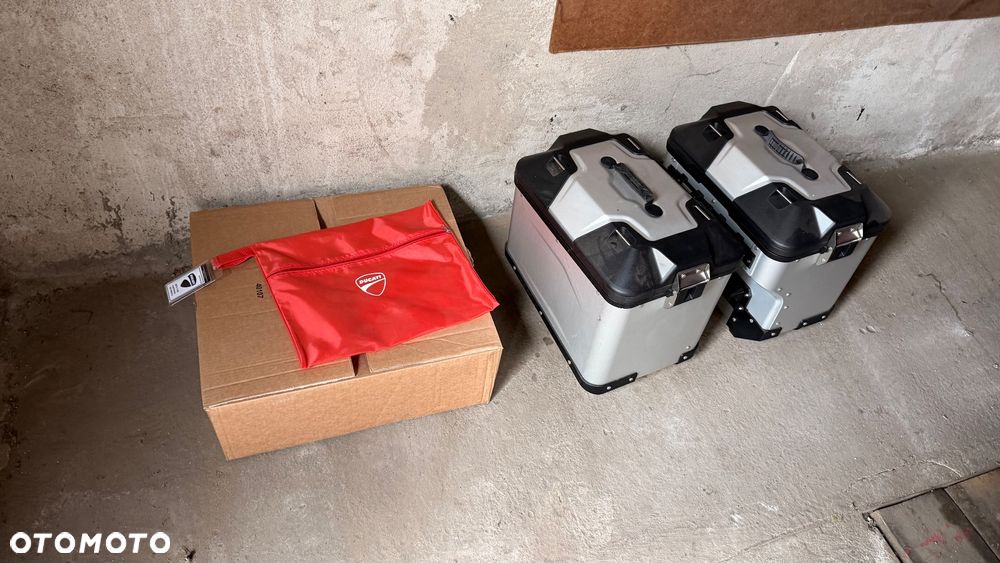 Ducati Multistrada - 12