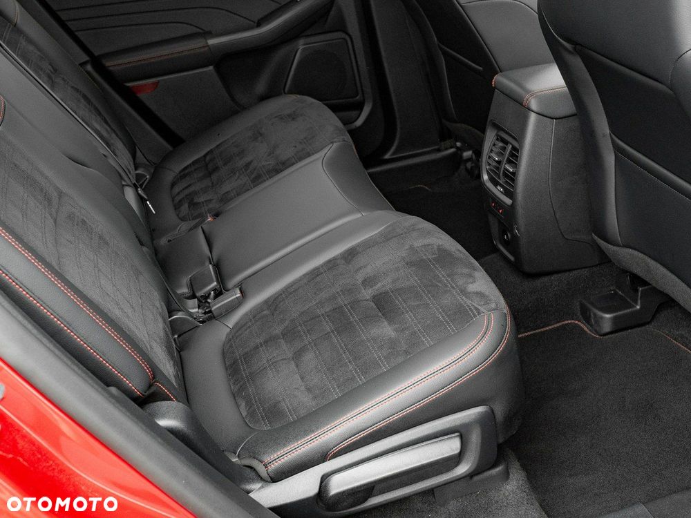 Ford Kuga 2.5 FHEV FWD ST-Line X - 30