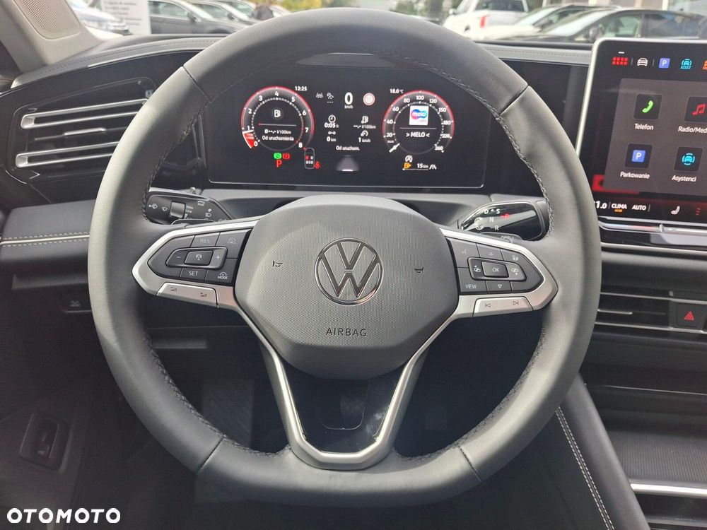 Volkswagen Tiguan - 27