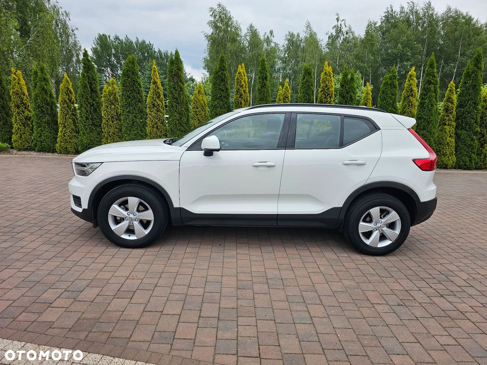 Volvo XC 40 T3 Momentum - 27
