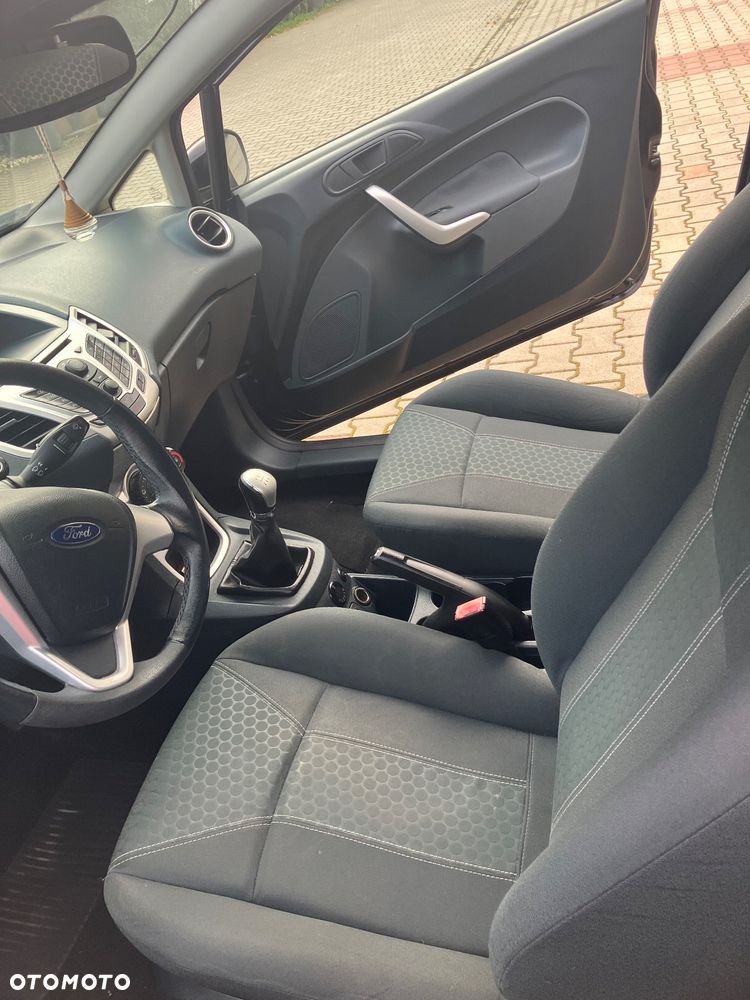 Ford Fiesta 1.4 Titanium - 9