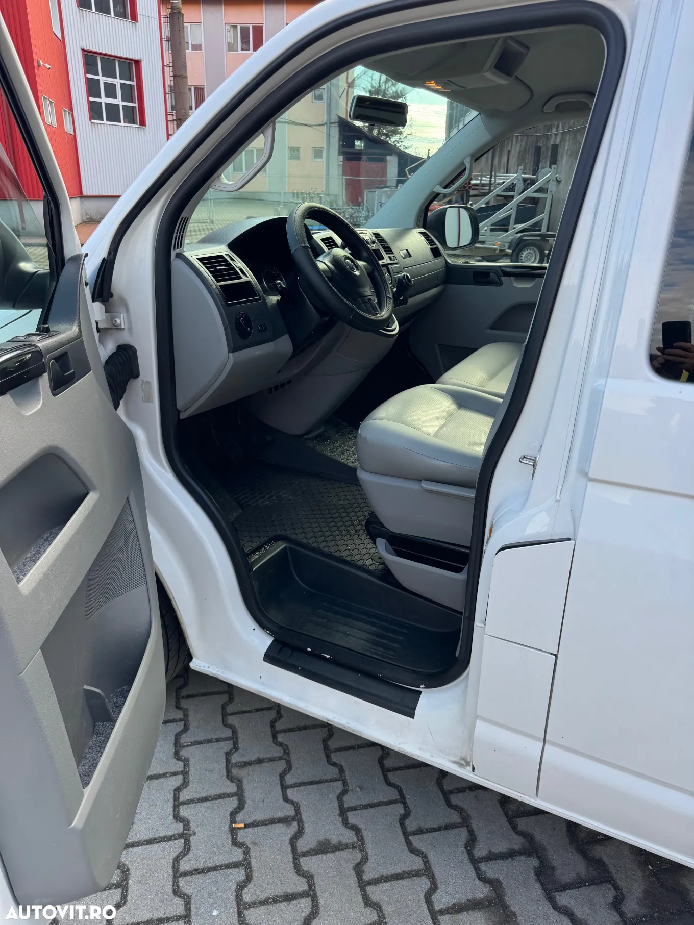 Volkswagen Transporter - 8