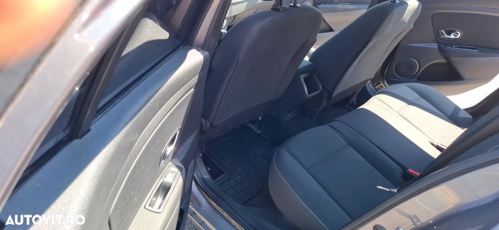 Renault Megane 1.5 dCi Dynamique - 2