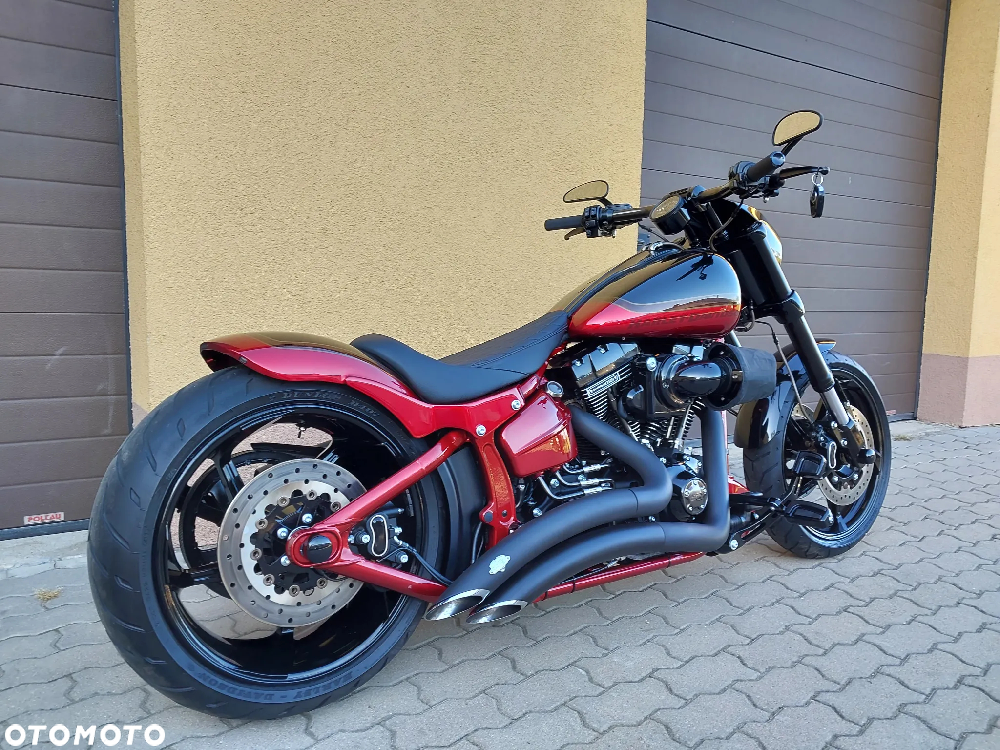 Harley-Davidson Softail Breakout - 4