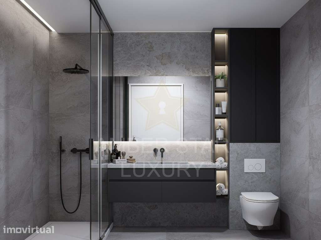 Apartamento T2 com Áreas Amplas, Varanda e Garagem em Pedrouços - Grande imagem: 3/13