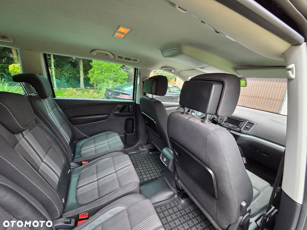 Volkswagen Sharan 2.0 TDI Comfortline DSG - 16