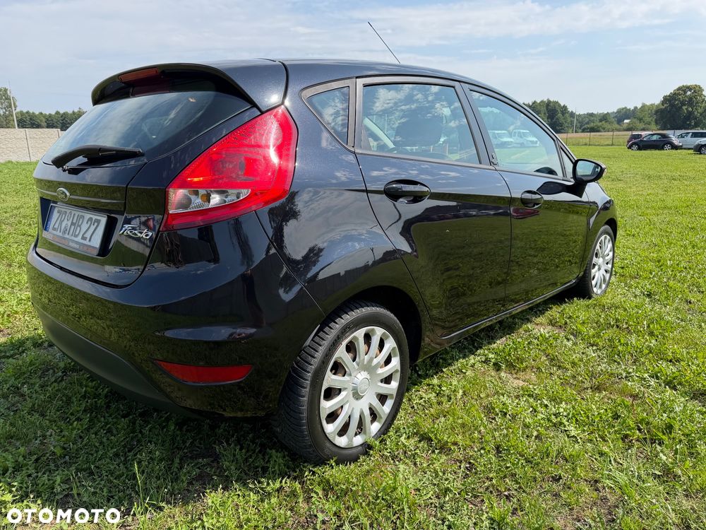 Ford Fiesta 1.25 Champions Edition - 13
