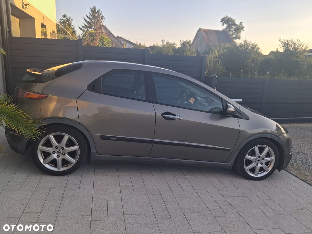 Honda Civic 2.2i-CTDi Executive - 11