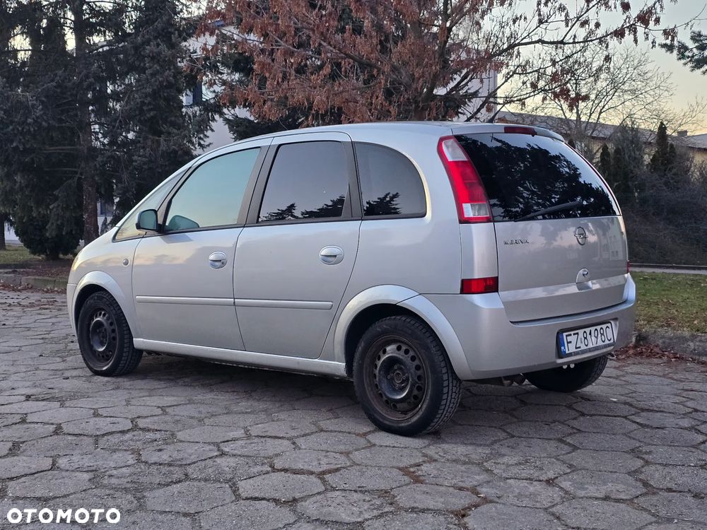 Opel Meriva 1.6 16V Essentia - 5