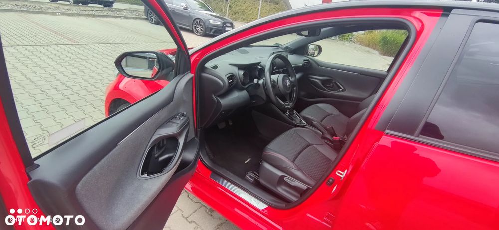 Toyota Yaris 1.5 Premiere Edition CVT - 11