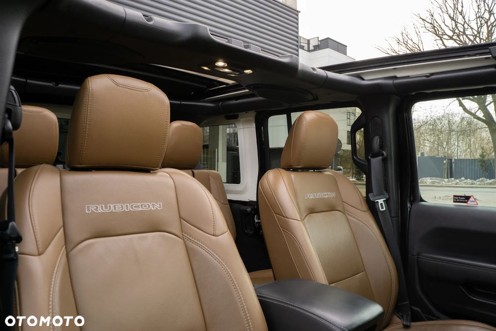 Jeep Wrangler Unlimited 2.0 Turbo PHEV 4xe Rubicon - 24