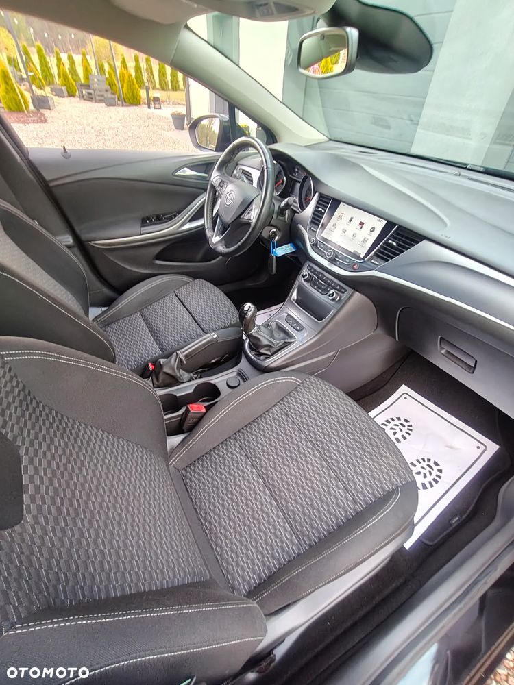 Opel Astra - 11